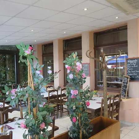 De Savoie Hotel *